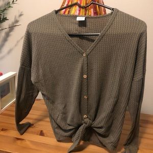 kids  x small trendy shirt  with tie at front